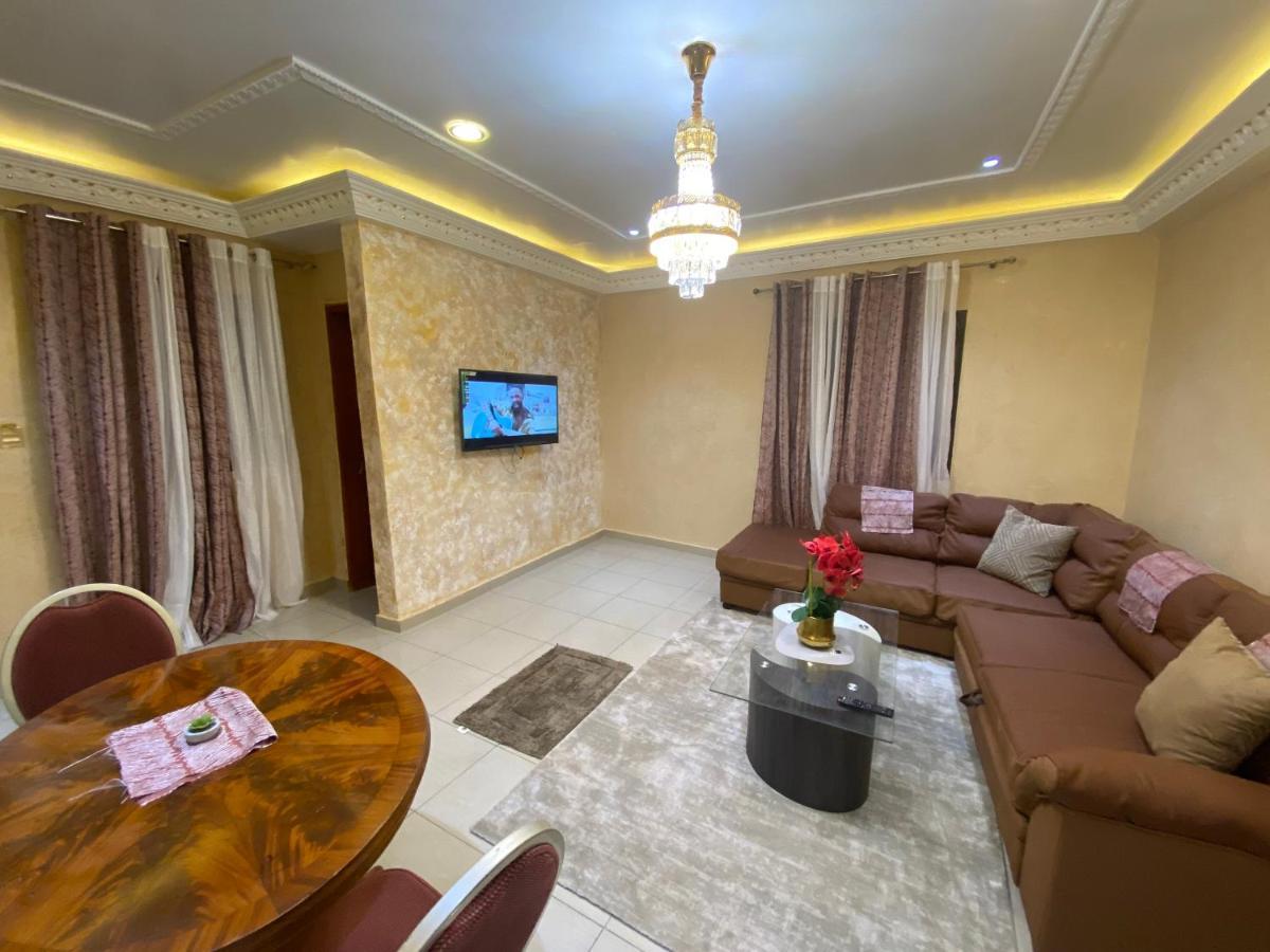 Residence Martha Yaounde Exterior photo