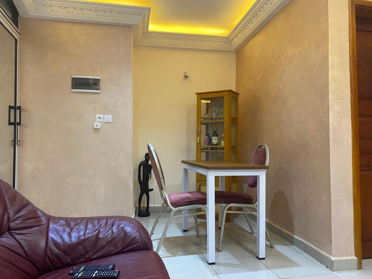 Residence Martha Yaounde Exterior photo