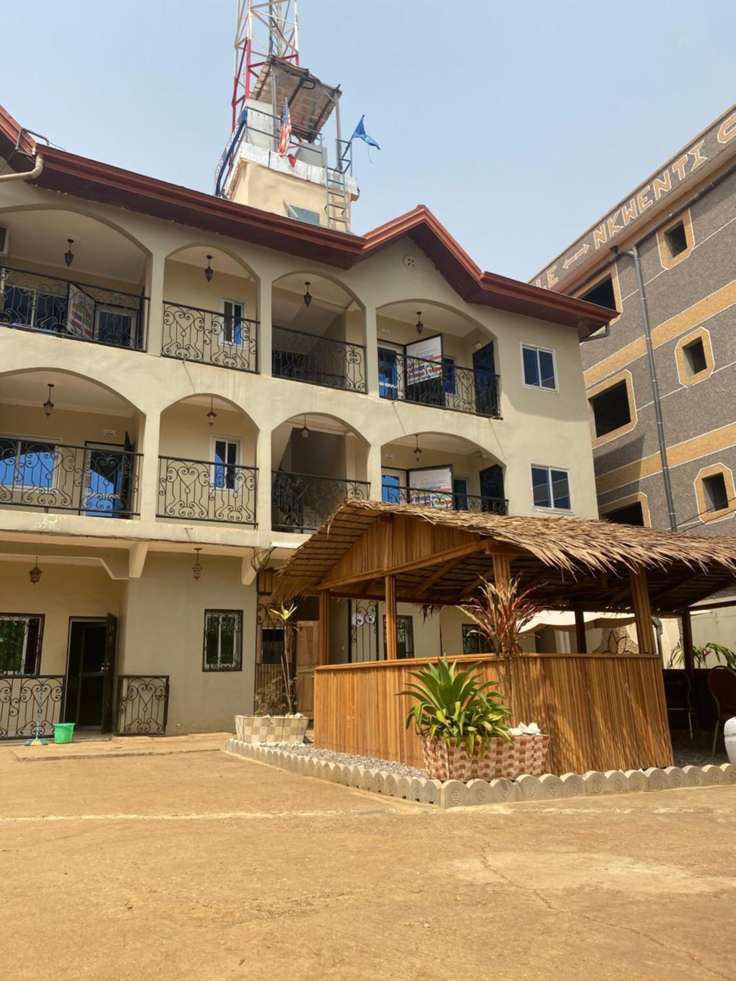 Residence Martha Yaounde Exterior photo